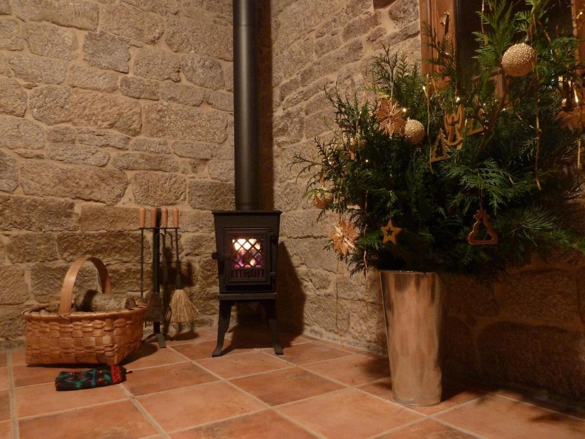 San Andres Ferienhaus Mit Gaestehaus Parada del Sil Luaran gambar