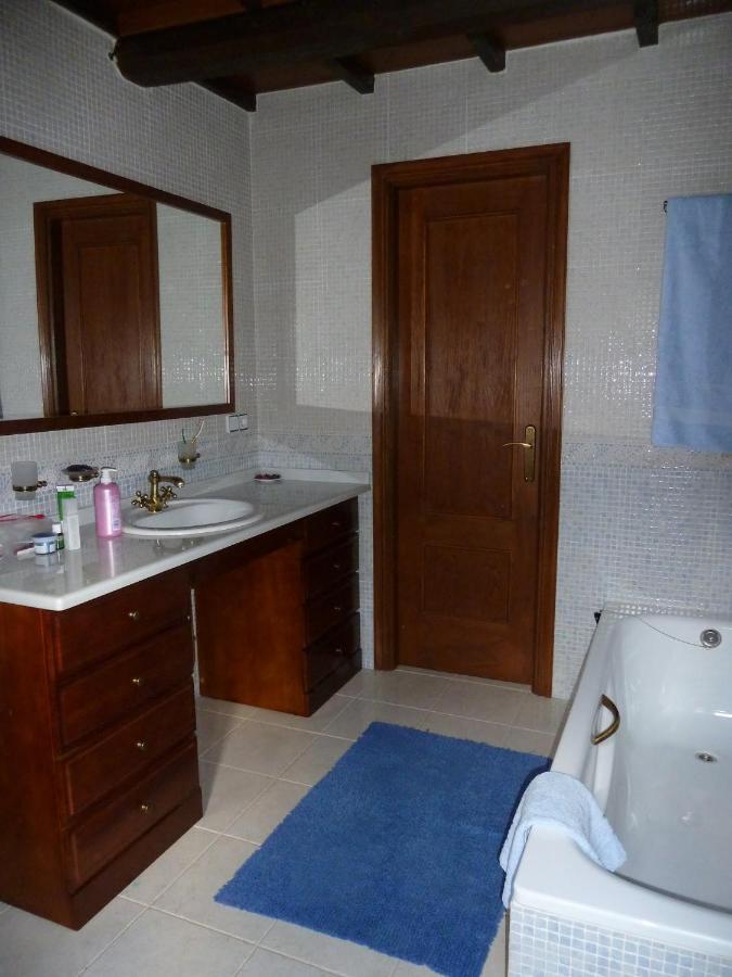 San Andres Ferienhaus Mit Gaestehaus Parada del Sil Luaran gambar